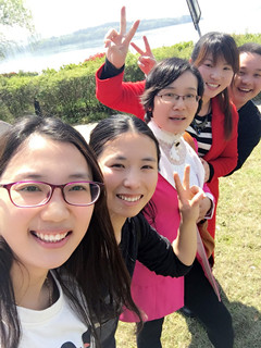 4月份公司組織春游，拓展文化知識，砥礪精神情操。